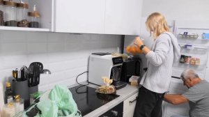 VLOG В гостях у Насти. Отвезли ей еды.