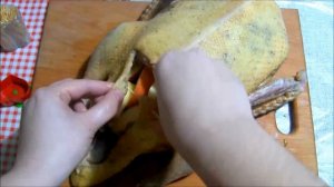 Утка в духовке ( в рукаве ) с яблоками и картошкой / Рецепт сочной праздничной утки