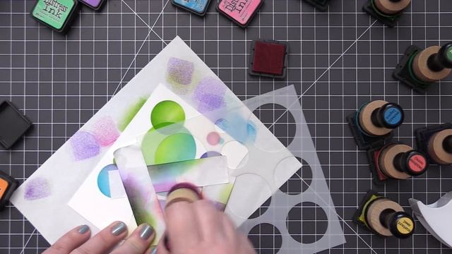 How to Create a Bubble Background Design with Distress Inks смотреть онлайн