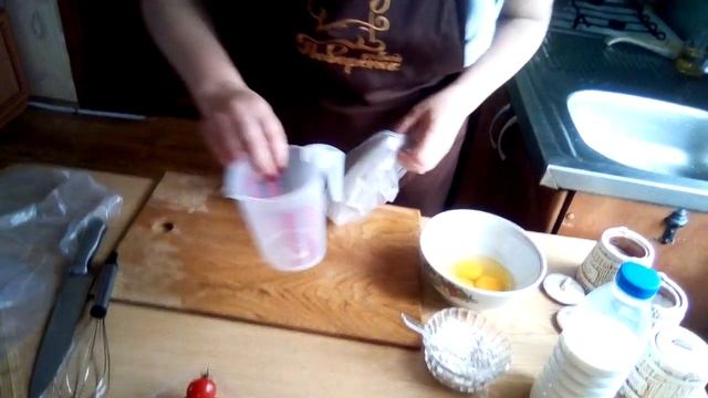 НЕОБЫЧНЫЙ омлет В ПАКЕТЕ, готовим вкуснющий завтрак в кипящей воде - 2 рецепта креативного омлета смотреть онлайн
