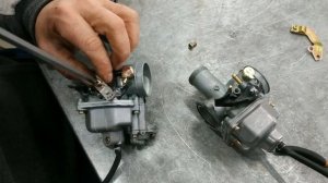 Кроссовый  мотоцикл Карбюратор с ускорителем работает это или нет