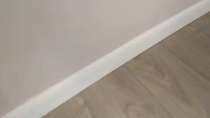 Плинтус Cosca Ecopolimer. Обзор и установка.