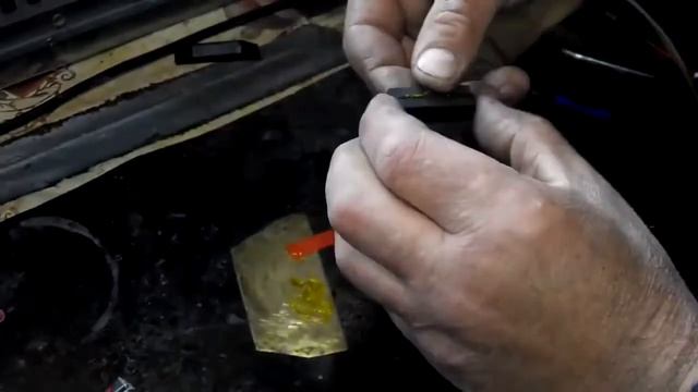 Генератор Г-309 від трактора Т-150 для вітряка.Поклейка магнітів на ротор(індуктор). смотреть онлайн