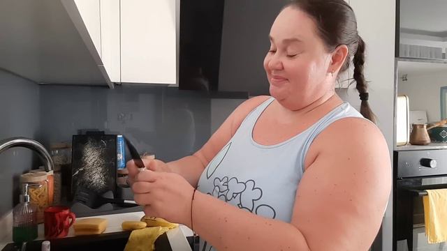 ВИДИМО ЖЕНСКАЯ ДОЛЯ ТАКАЯ💯МАМА ЛЮБИТ ТАКИЕ ПЕРСИКИ🍑 смотреть онлайн