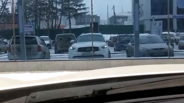 High Performance Lights T20 Switchback DRLs + T10 DRLs @ Infiniti FX