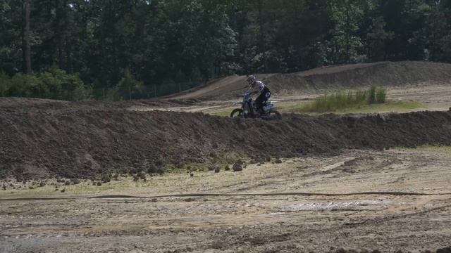 2003 KX250 Vs. 2021 Kawasaki KX250F Vs. 2021 Honda CRF250 || Moto Academy Bike Reviews