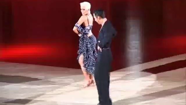 Paso Doble - Michal Malitowski & Joanna Leunis смотреть онлайн