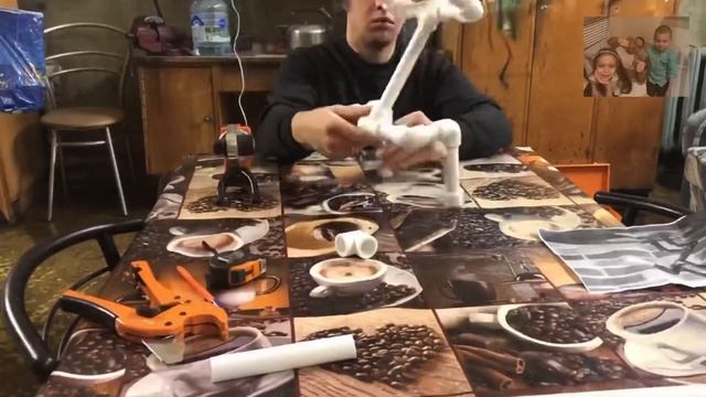 Как сделать креативный светильник (настольная лампа) из полипропиленовых труб своими руками!! смотреть онлайн