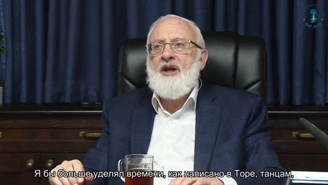 В одно окно смотрели двое смотреть онлайн