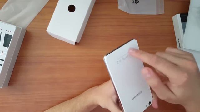 UNBOXING Y REVIEW SISWOO C55 EN CASTELLANO смотреть онлайн