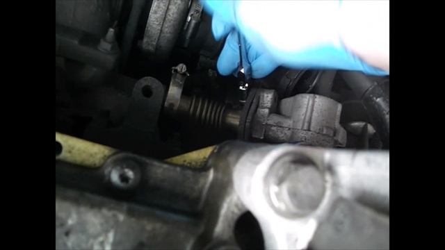 How DO you remove and replace the EGR Valve assembly in a Volvo D5? ? (XC90 / S60 / V70) смотреть онлайн