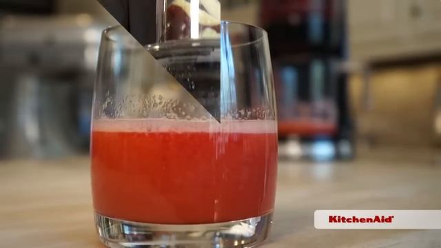 In the Chef’s Corner: Maximum Extraction Juicer | KitchenAid смотреть онлайн