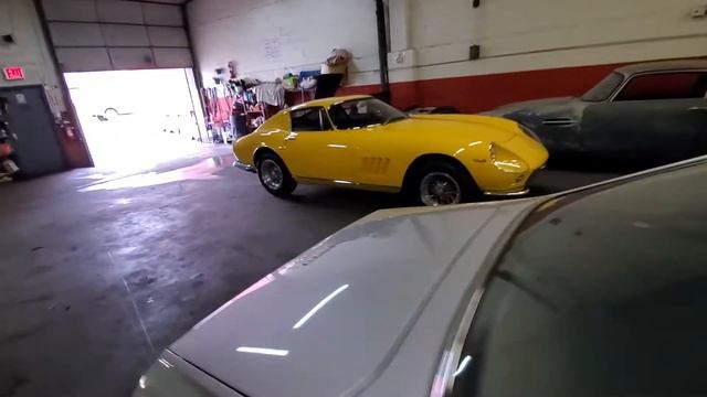 Ferrari 365 GT and Ferrari 275 GTB 2 of the old school Ferrari 's awesome walkaround ?? #ferrari смотреть онлайн