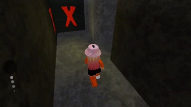 Побег из самой страшной тюрьмы от полицейского - сирены в Roblox! Siren Cop's Prison Obby! смотреть онлайн
