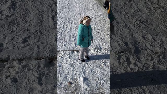 Новогодние покатушки #зимавкрыму #снегвкрыму смотреть онлайн