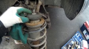 Замена опоры амортизатора Авео Т 200 - 250