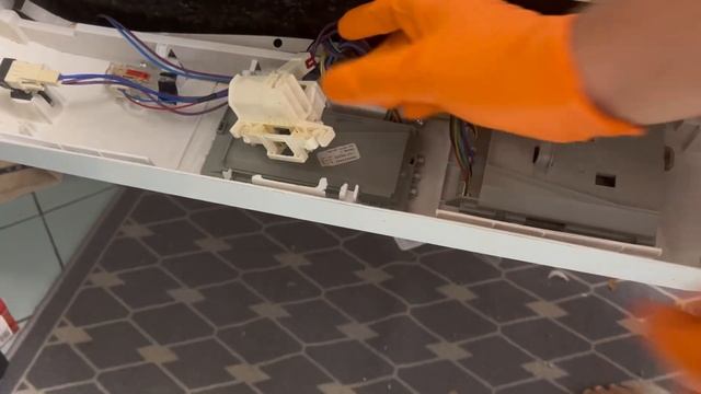 How to fix a dishwasher’s door that doesn’t close (Door lock stuck on closed position)(Beko DFN6833 смотреть онлайн