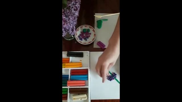 Поделка из пластилина "Веточка сирени" (к празднику 1 мая) смотреть онлайн