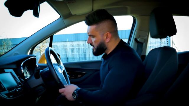 Vauxhall Mokka X 2017: A Comprehensive Review of the 1.4 Turbo Petrol Automatic Model смотреть онлайн