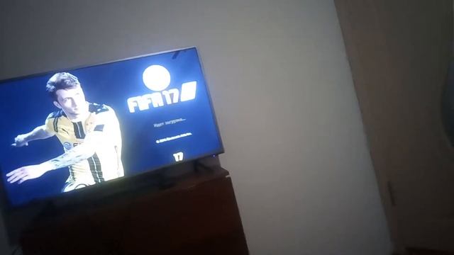 Как играть вдвоём в FiFA17 смотреть онлайн
