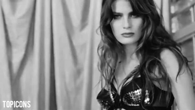 isabeli Fontana - She's Like The Wind смотреть онлайн