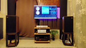 Accuphase Cd on Quad Artera Stereo