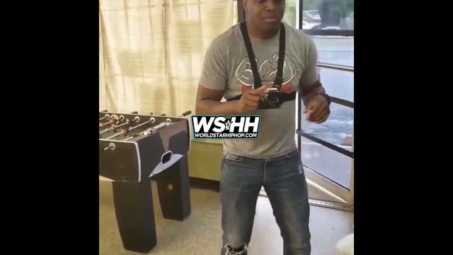 On Point: Dude Does Impressions Of Plies, Katt Williams And John Witherspoon! смотреть онлайн