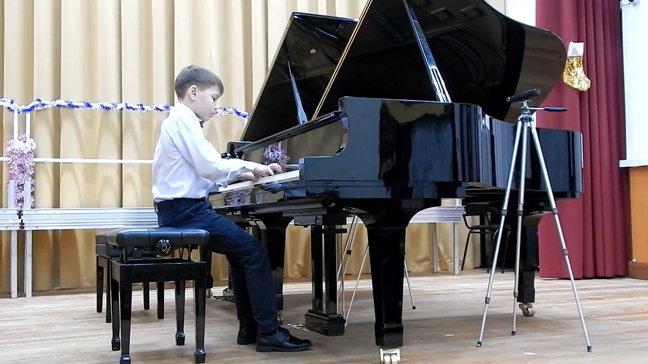 6. Ф.Э. Бах - «Сольфеджио», исп. Герасимов Владислав (3 класс) смотреть онлайн