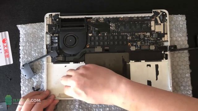MacBook Pro A1502_蘋果筆記型電腦更換電池案例【ilikecn.com】 смотреть онлайн