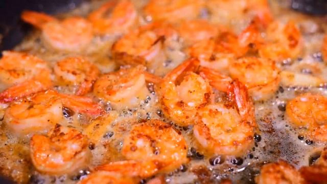 Креветки жареные в соевом соусе с чесноком | Рецепт к пиву смотреть онлайн