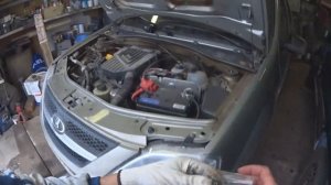 ЗАМЕНА МАСЛА в двигателе ЛАДА ЛАРГУС 1,6 8v, ДАЧА ЛОГАН, Shell Helix Ultra 5W 40