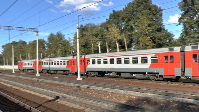 Электропоезда ЭД4м-0227 и ЭР2Р-7078 смотреть онлайн