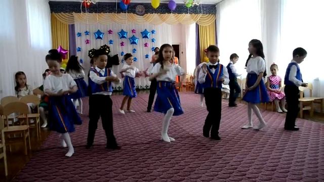Выпуск 2017, детсад №40,Уфа. танец "Финская полька смотреть онлайн