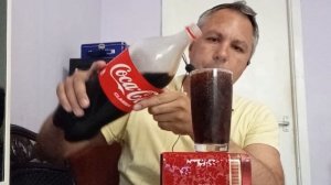 ASMR ДРИНКИНГ. ПЬЮ ХОЛОДНУЮ КОКА-КОЛУ В ОЧЕНЬ СИЛЬНУЮ ЖАРУ