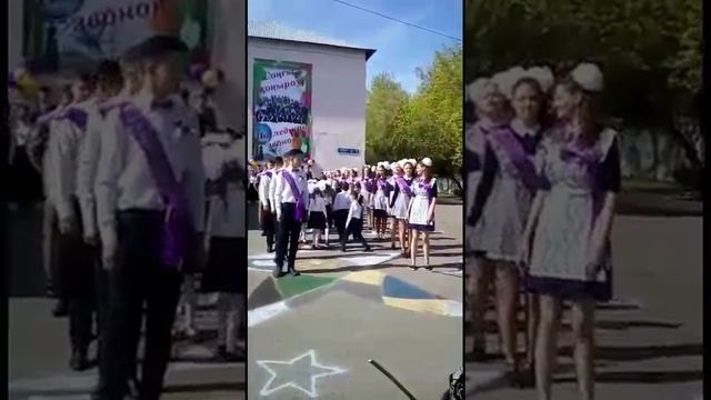 Самые первые выпускники 11 класса города Нур-Султан! смотреть онлайн