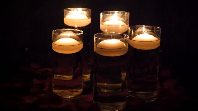 Romantic burning candles with piano music Sweetheart Valentine смотреть онлайн