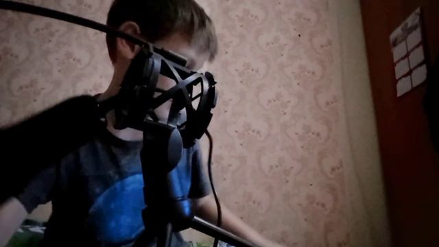 распаковка микрофона смотреть онлайн