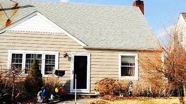 Homes for Sale - 31 Gables Rd Hicksville NY 11801 - Patricia Miranda смотреть онлайн