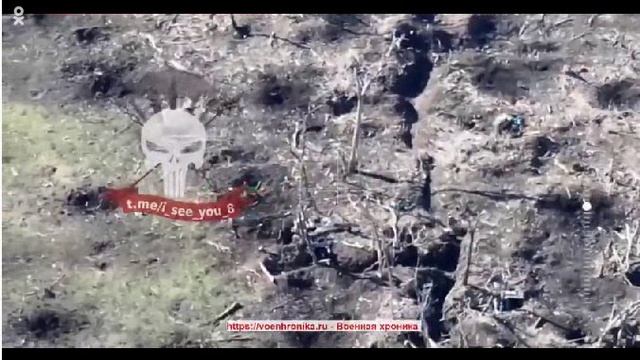 Украина. 2022.10.07. Огонь танка с корректировкой с дрона. Один из боевиков бросает товарищей смотреть онлайн