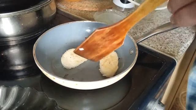 Гарантирую Теперь вы делать яичницу на завтрак будете только так Бутерброды из яиц смотреть онлайн