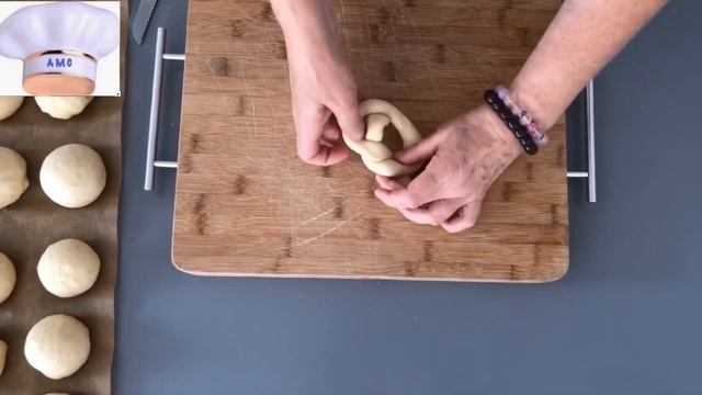 Пироги с кабачком и луком