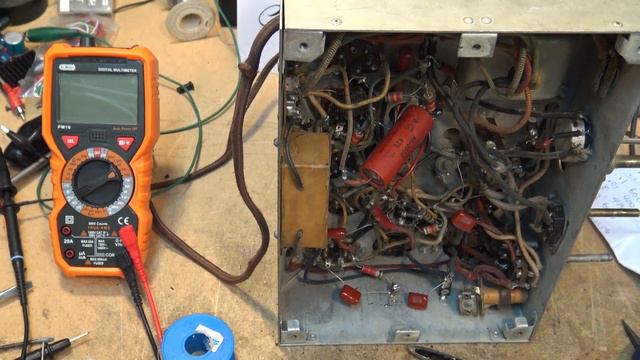 80 year old Electrohome series 662 E radio restoration and diagnostics part 1 смотреть онлайн