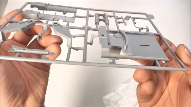 1/35 Dragon  6493 JagdTiger Zimmerit Porche Production