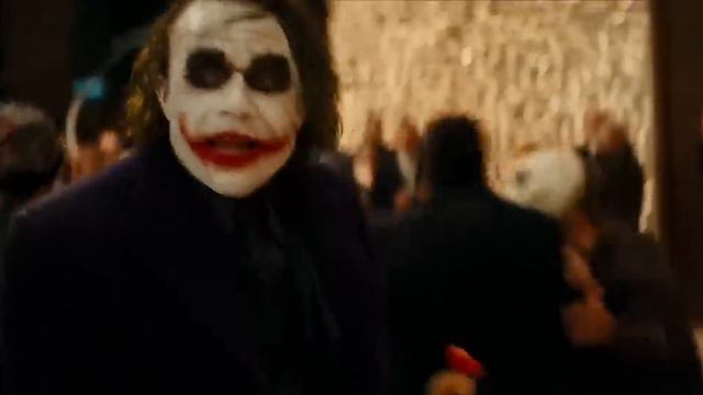 The Dark Knight смотреть онлайн