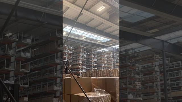 Боковой погрузчик Hubtex ML30 смотреть онлайн