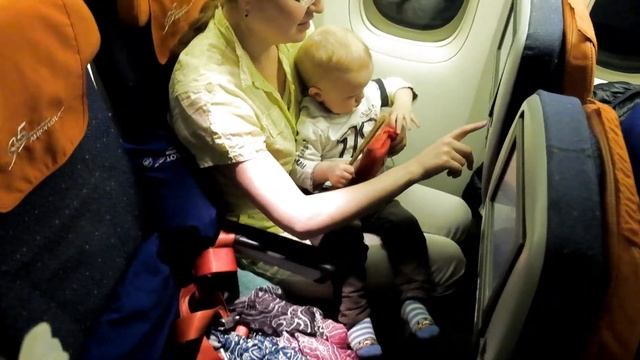 Летим в Хошимин\ Перелёт с маленьким ребёнком смотреть онлайн