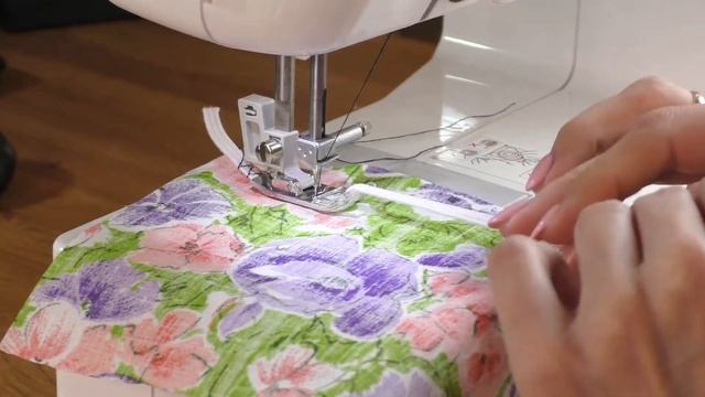 Лапка для пришивания лент и тесьмы. Обзор смотреть онлайн