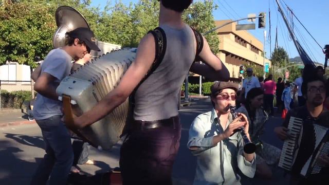 Church Marching Band @ Santa Rosa Market # 1 смотреть онлайн