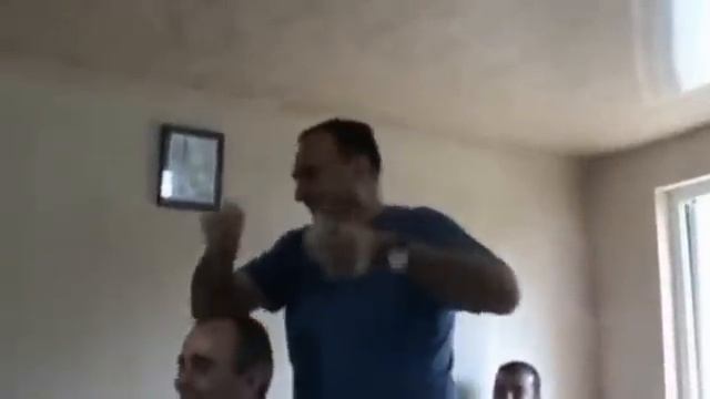 Aluda Qetelauri Da Zumba - Tamara смотреть онлайн