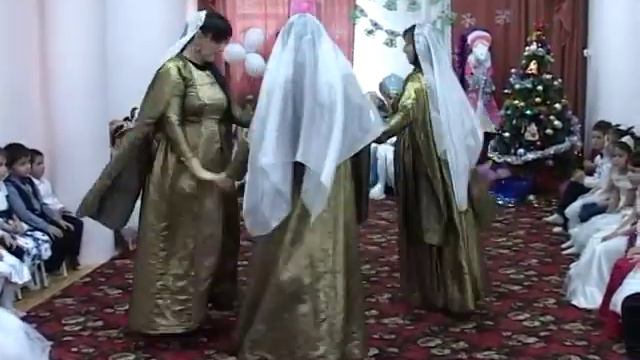 4467 2018 12 26 Нвогодний утренник в детском садике Ромашка смотреть онлайн